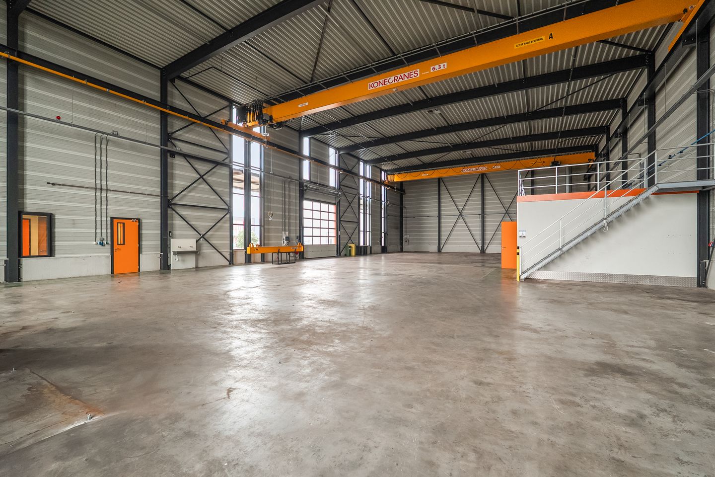 View photo 2 of Takelaarsweg 13