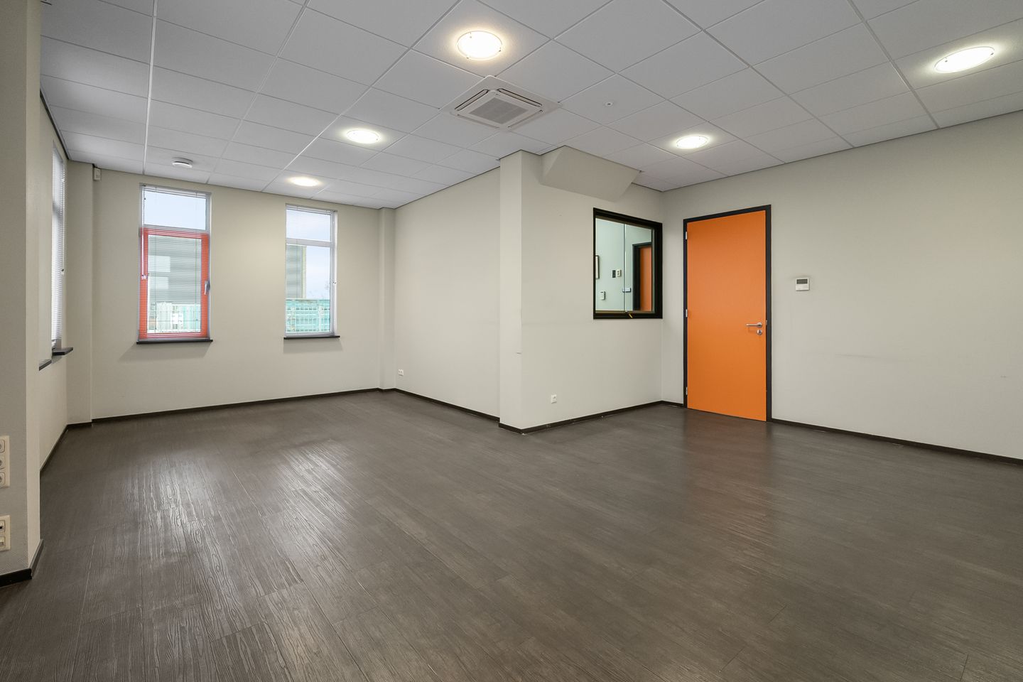 View photo 3 of Takelaarsweg 13