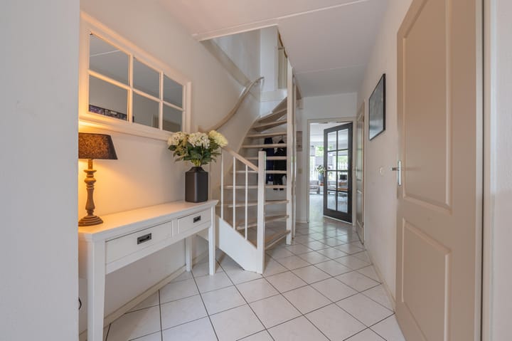 Photo 12 of van Stralenstraat 8