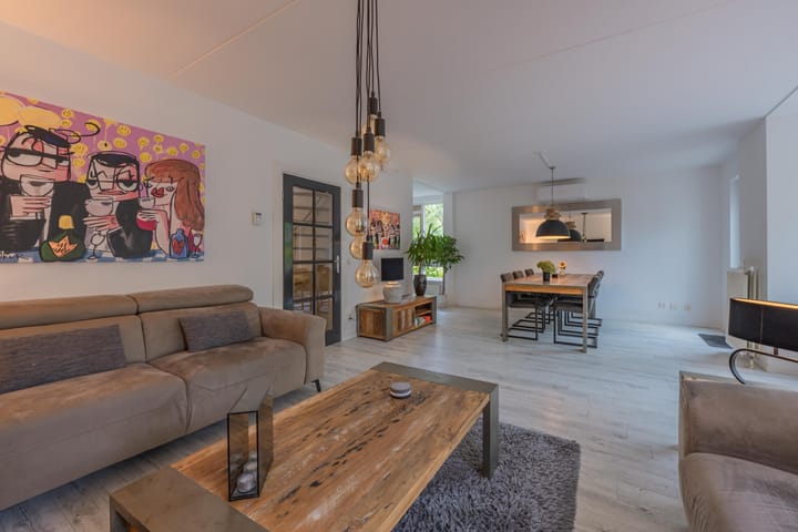 Photo 16 of van Stralenstraat 8