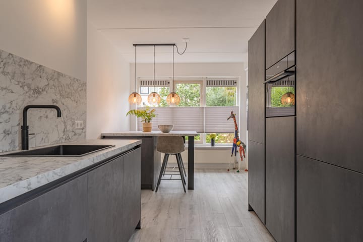 Photo 25 of van Stralenstraat 8