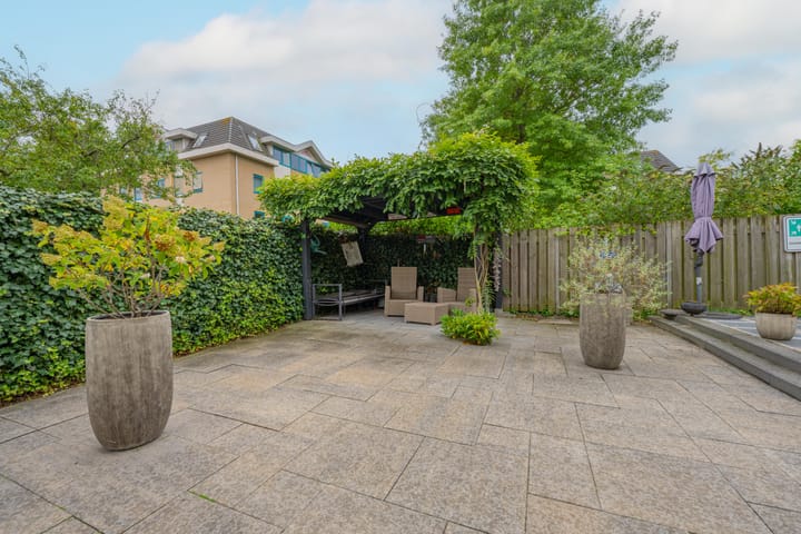 Photo 33 of van Stralenstraat 8