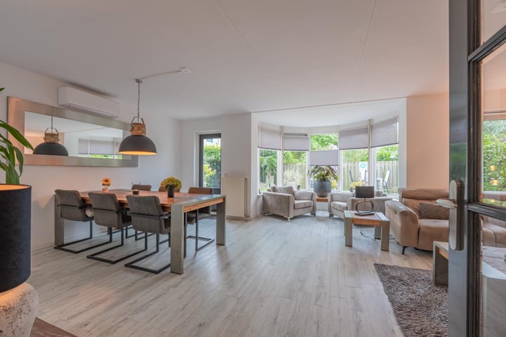 Photo 13 of van Stralenstraat 8