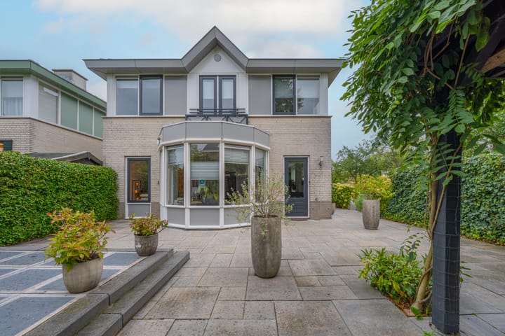 Photo 37 of van Stralenstraat 8