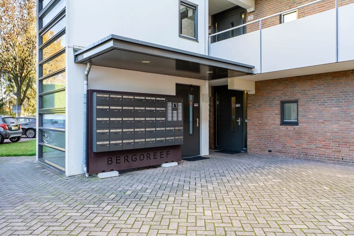 Foto 2 van Bergdreef 135