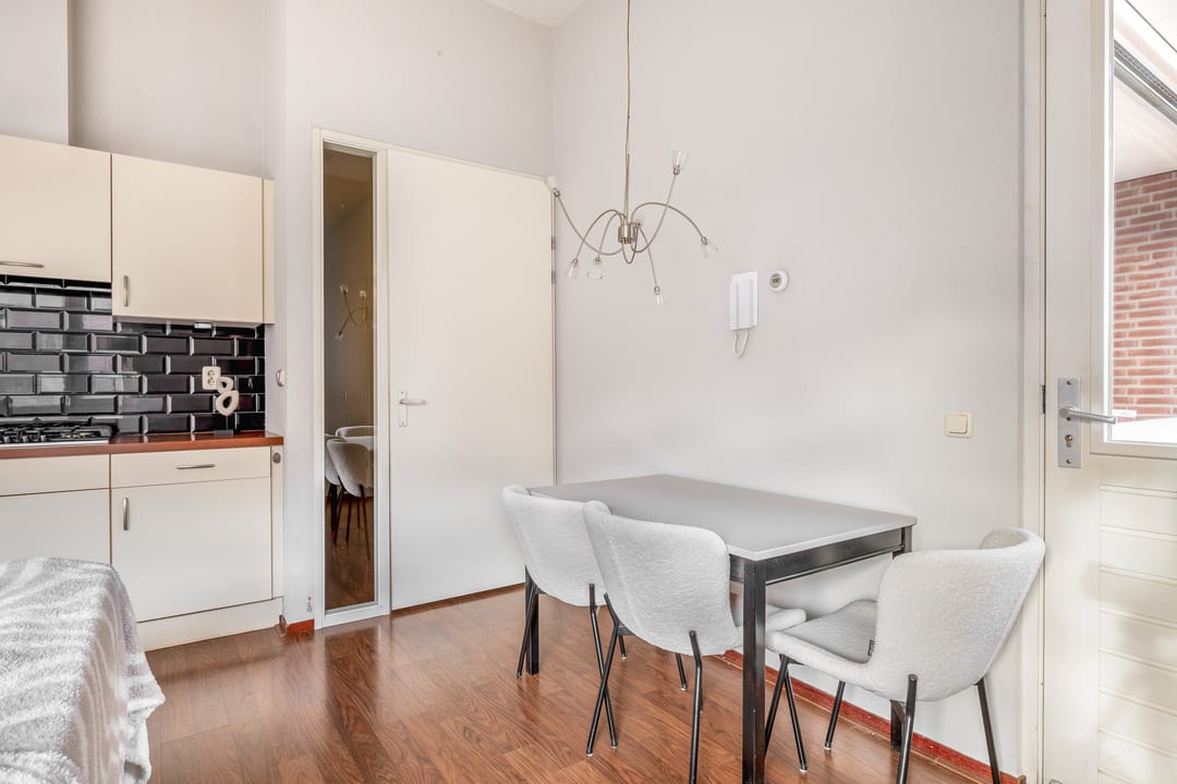 Photo 11 of Molenstraat 33-A