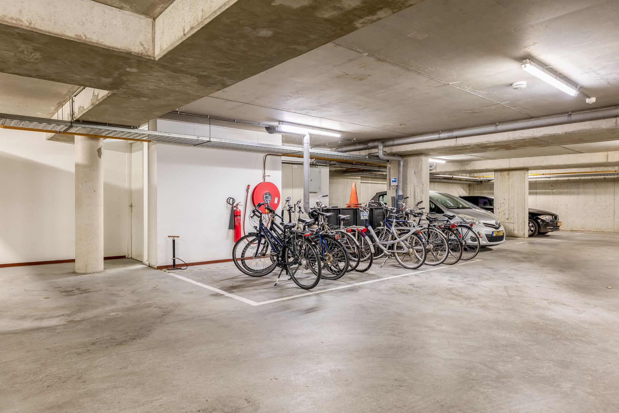 Photo 24 of Molenstraat 33-A