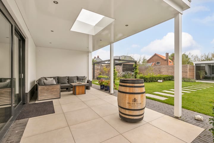 Foto 13 van Limes 18