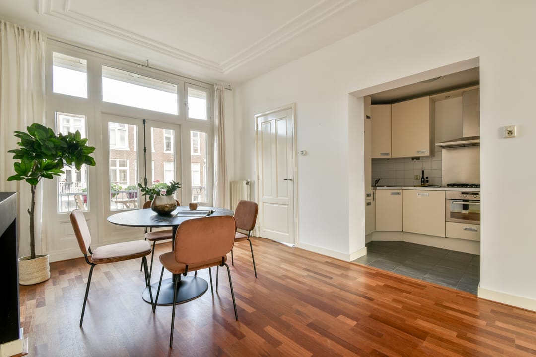 Photo 11 of Eerste Helmersstraat 188-3