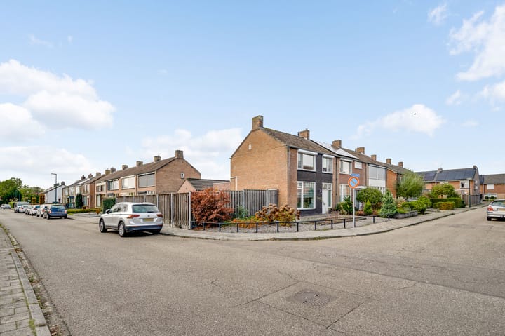 Foto 6 van Anemonenstraat 9