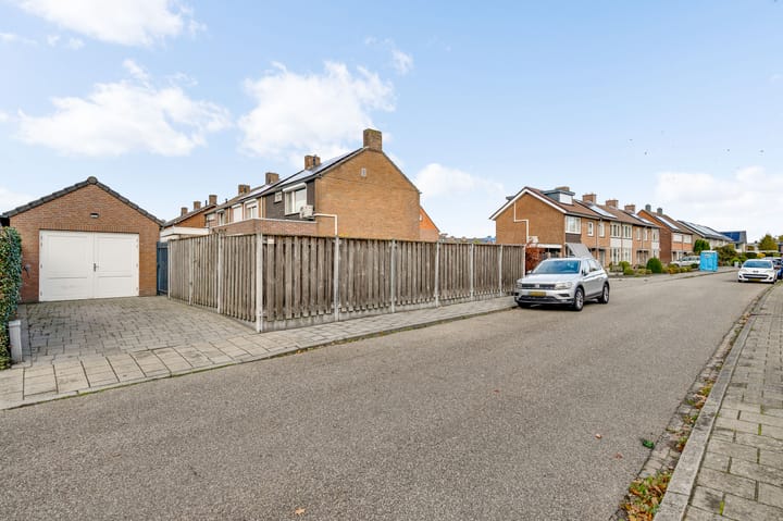 Foto 32 van Anemonenstraat 9