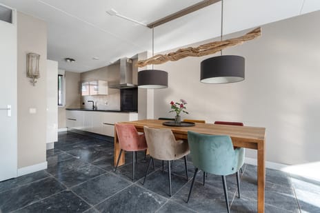 Black Alicante 29 tertiary image