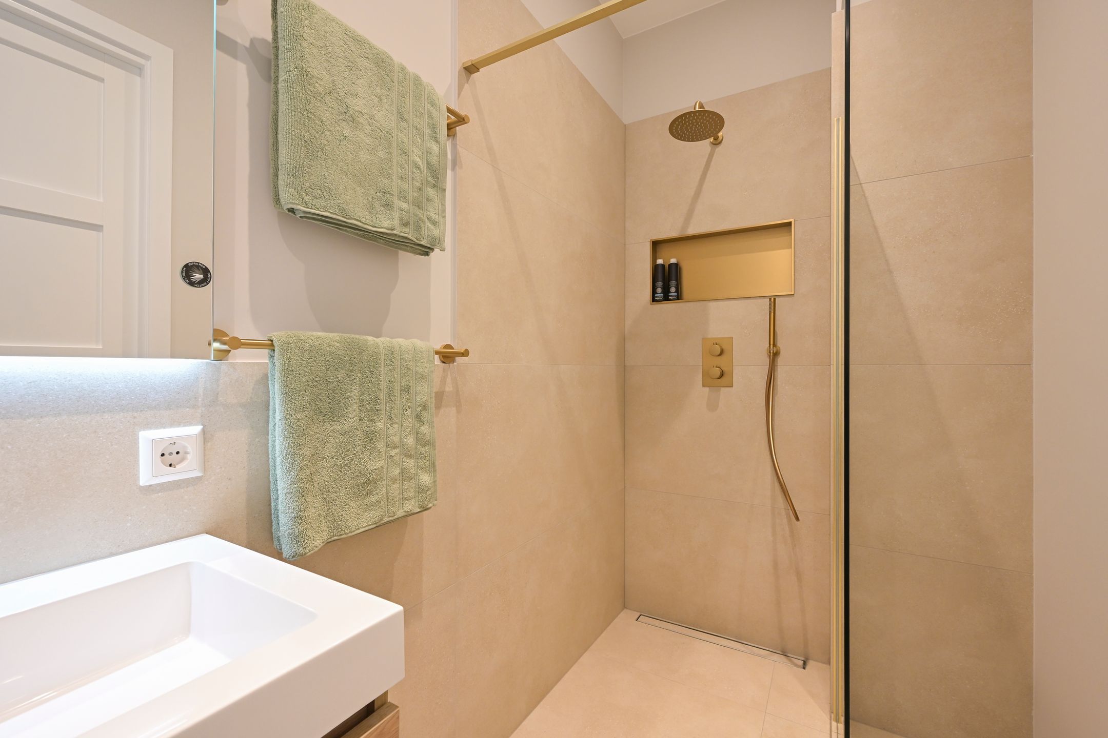 Foto 42 van Hendrik Zwaardecroonstraat 210