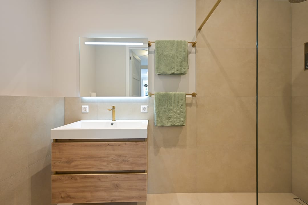 Foto 43 van Hendrik Zwaardecroonstraat 210