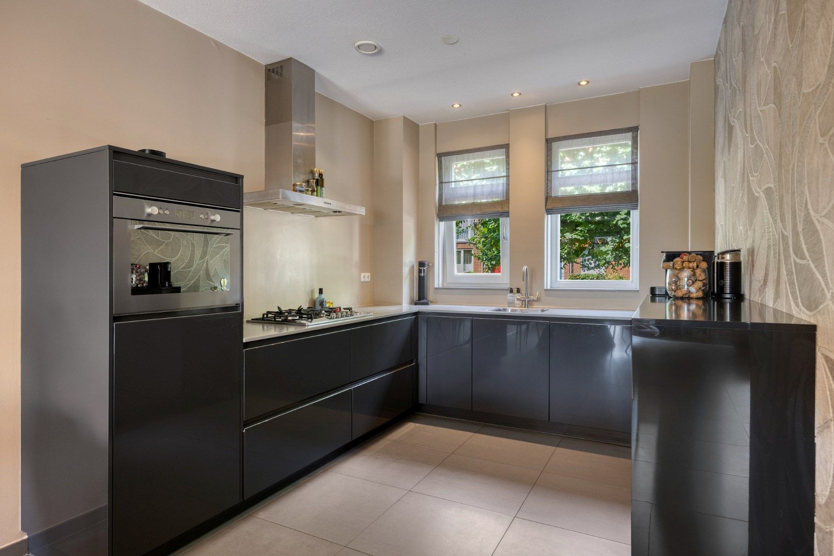 Foto 12 van Vicus 15