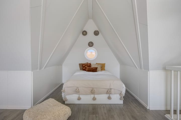 Photo 25 of Vicus 15