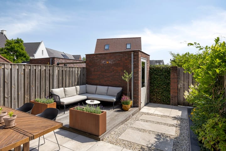 Photo 28 of Vicus 15