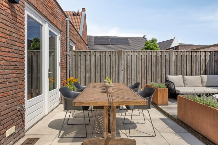 Photo 29 of Vicus 15