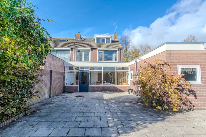 Foto 2 van van Weerden Poelmanlaan 6