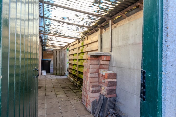 Foto 39 van van Weerden Poelmanlaan 6