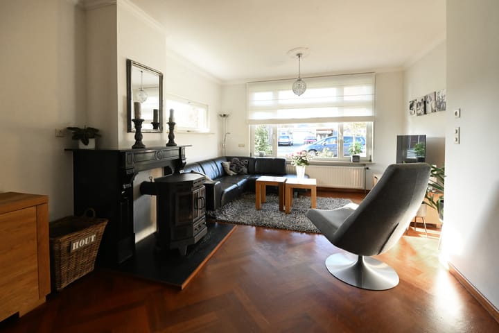 Photo 15 of Doormanweg 10