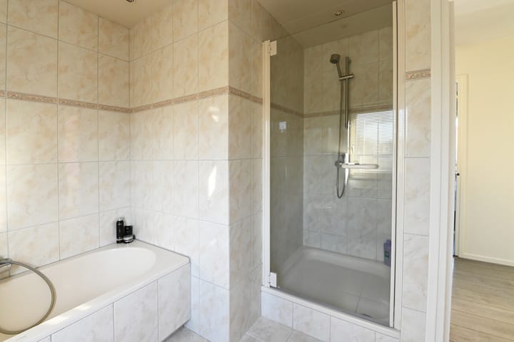 Photo 24 of Doormanweg 10