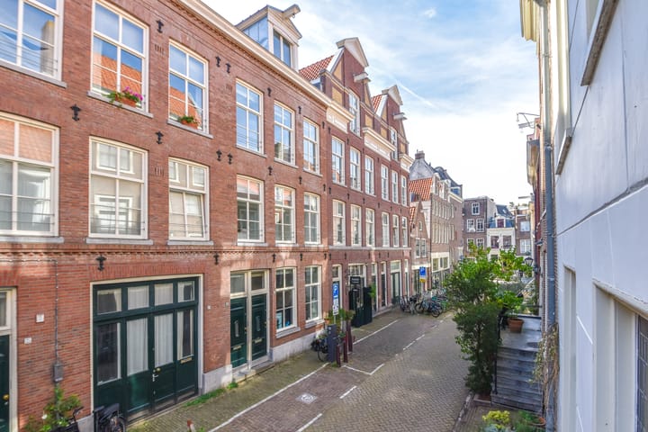 Photo 2 of Derde Weteringdwarsstraat 10-B