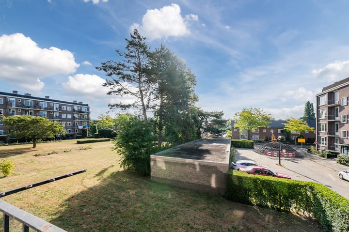 Foto 4 van Karel de Grotelaan 91