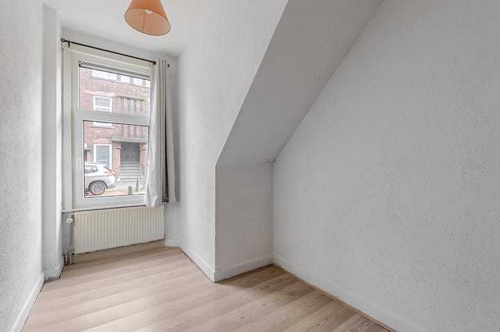 Photo 8 of De Bullstraat 15