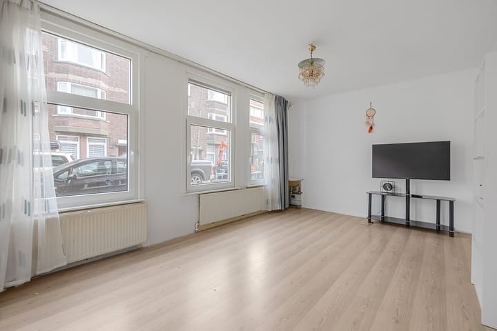 Photo 19 of De Bullstraat 15