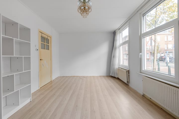 Photo 21 of De Bullstraat 15