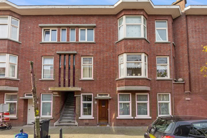 Photo 32 of De Bullstraat 15