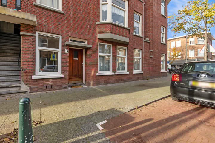 Photo 1 of De Bullstraat 15
