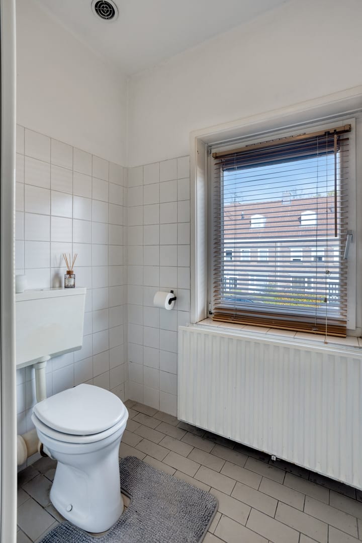 Photo 18 of Petrus Dondersstraat 118