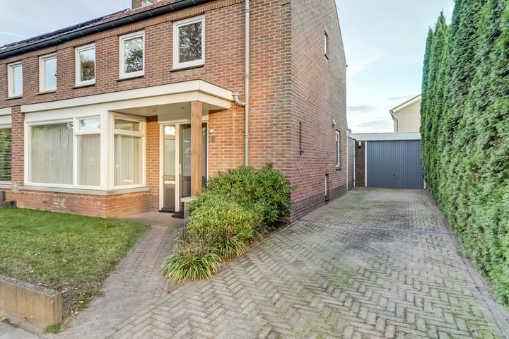 Foto 7 van Pater Helmerplein 20