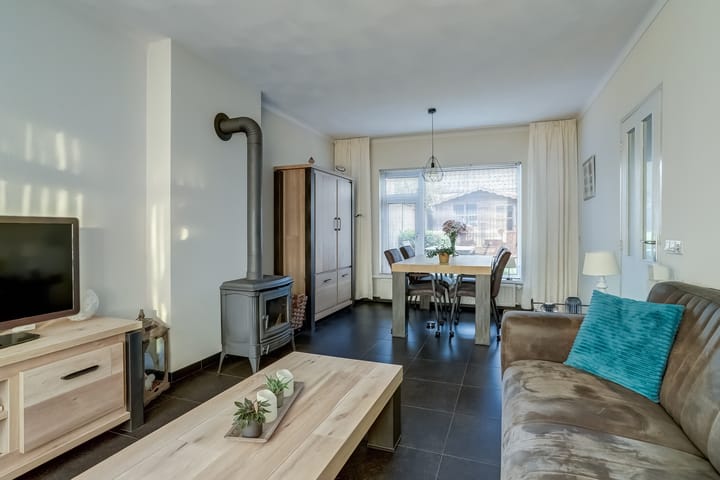 Foto 15 van Pater Helmerplein 20