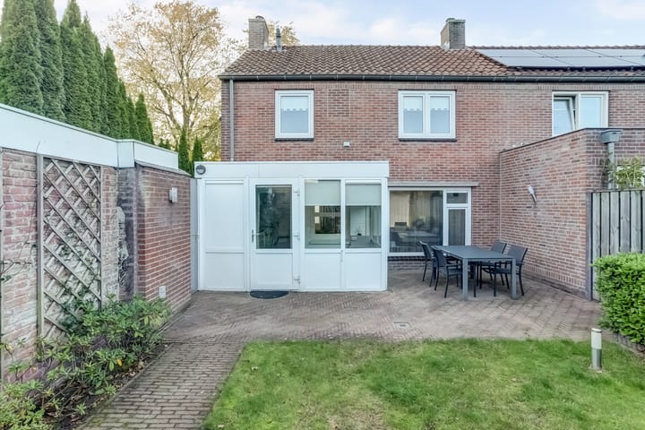 Foto 36 van Pater Helmerplein 20