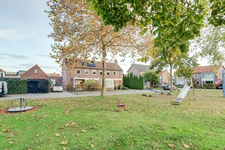 Foto 37 van Pater Helmerplein 20