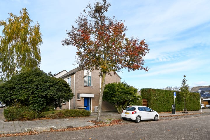 Foto 2 van Lorrainelaan 1