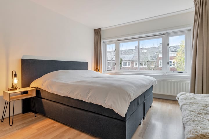 Foto 25 van Symon Pelgromstraat 45