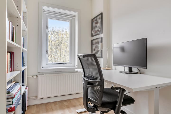 Foto 31 van Symon Pelgromstraat 45