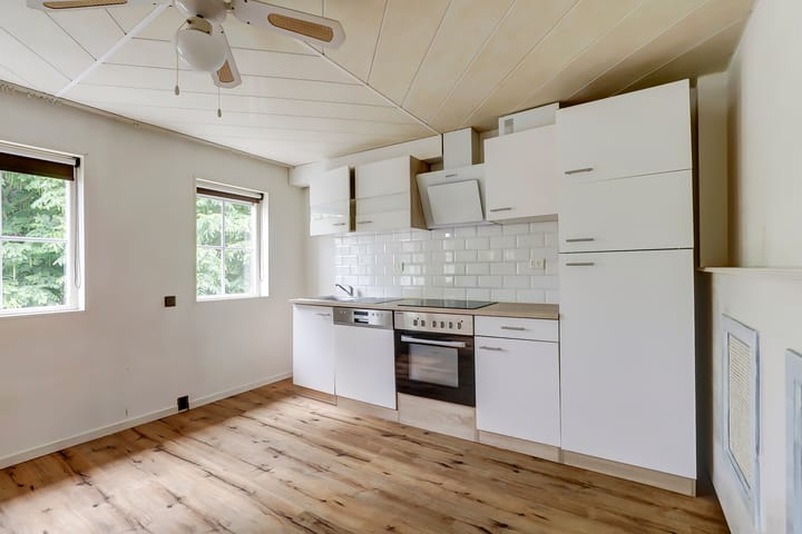 Photo 10 of Elandstraat 48