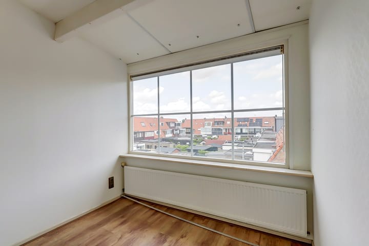 Photo 20 of Elandstraat 48