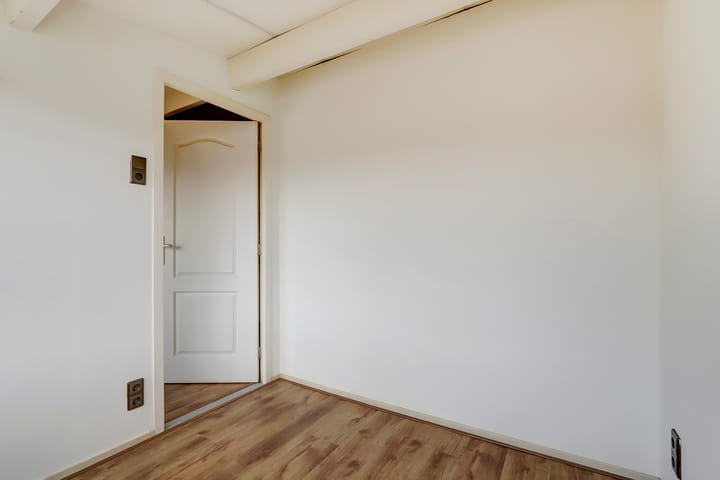 Photo 21 of Elandstraat 48