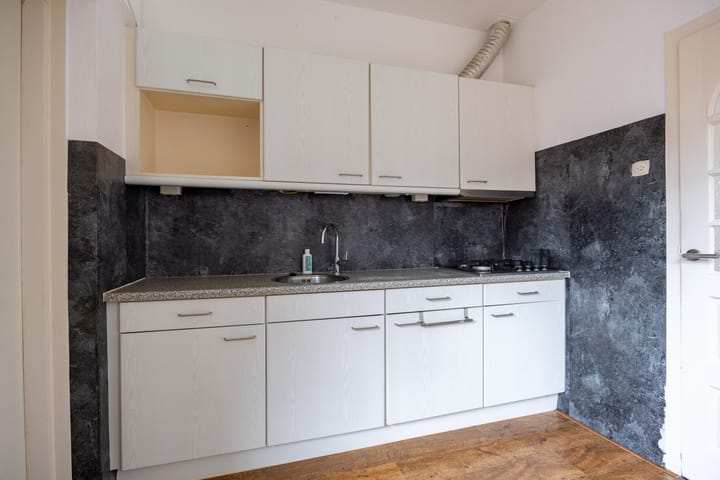 Photo 8 of Graaf Adolfstraat 13