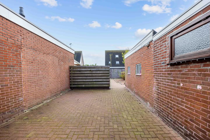 Photo 36 of Graaf Adolfstraat 13