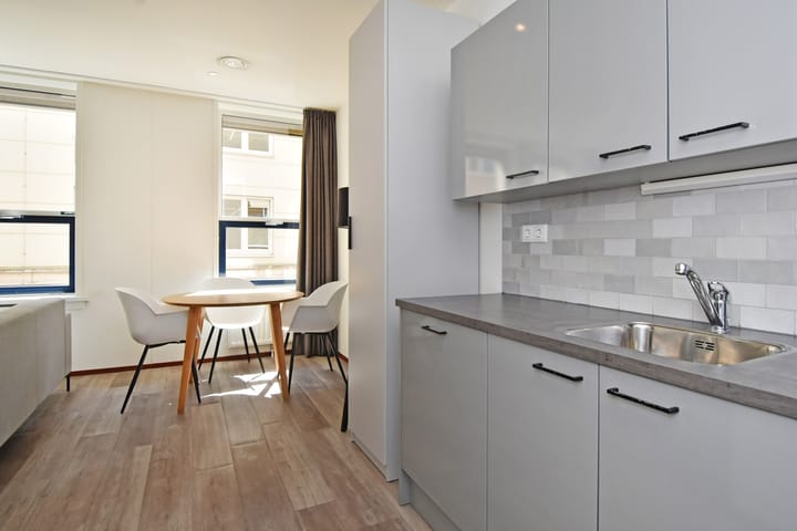 Photo 7 of Kanonstraat 34