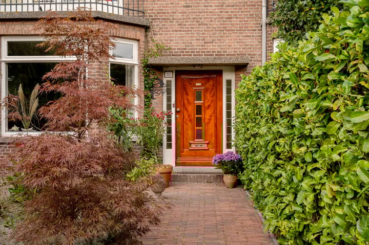 Photo 4 of Van Zuylen van Nijeveltstraat 86