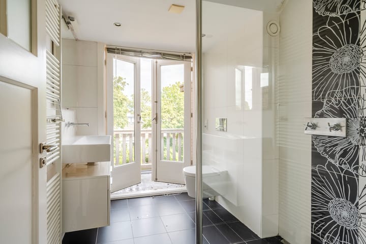 Photo 29 of Van Zuylen van Nijeveltstraat 86