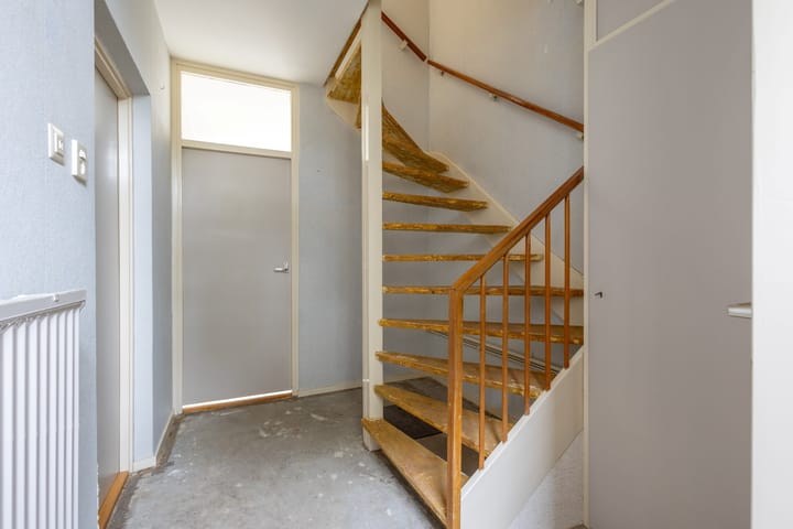 Photo 4 of Bevert 64